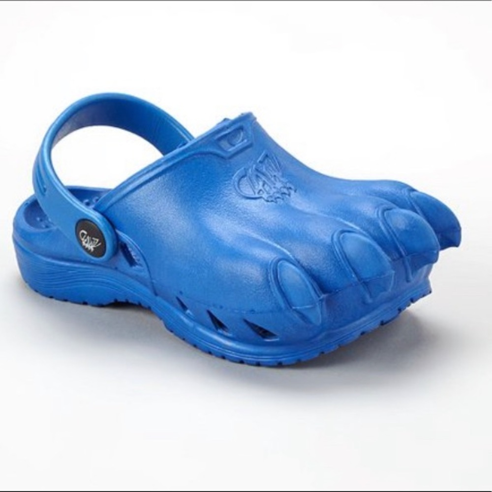 NWOT Clawz Blue Classic Slip On Shoe Size 7